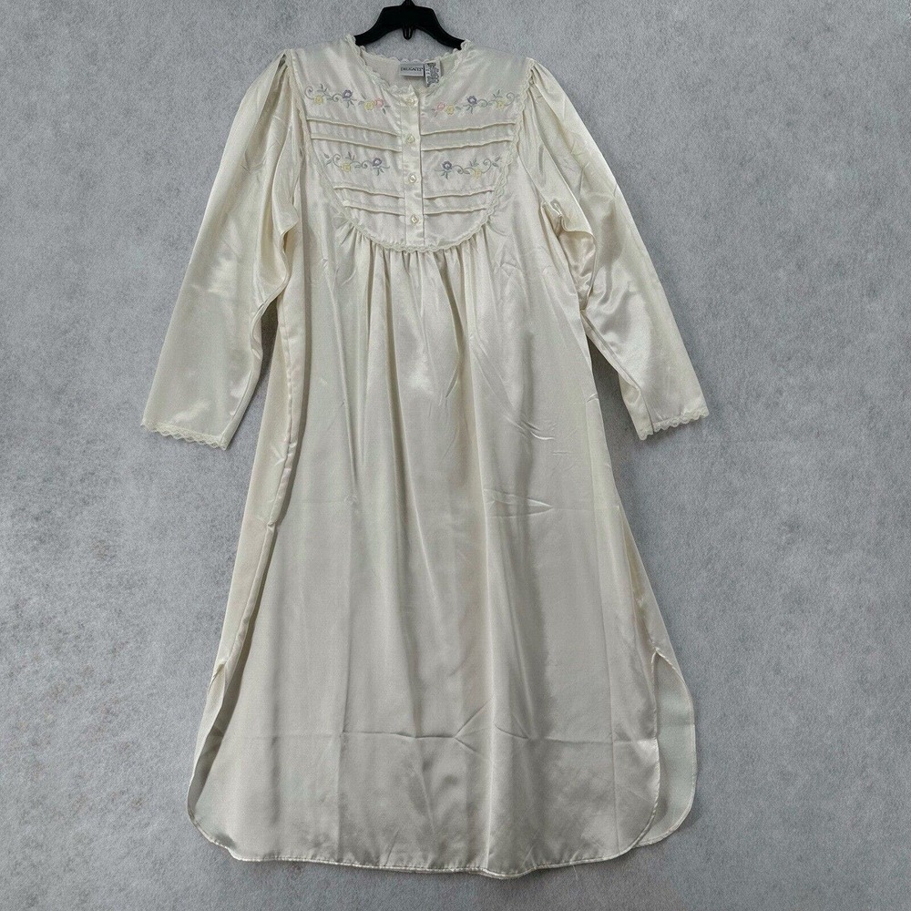 VTG Delicates Nightgown SMALL Pale Yellow‎ Satin Granny Modest Cottagecore